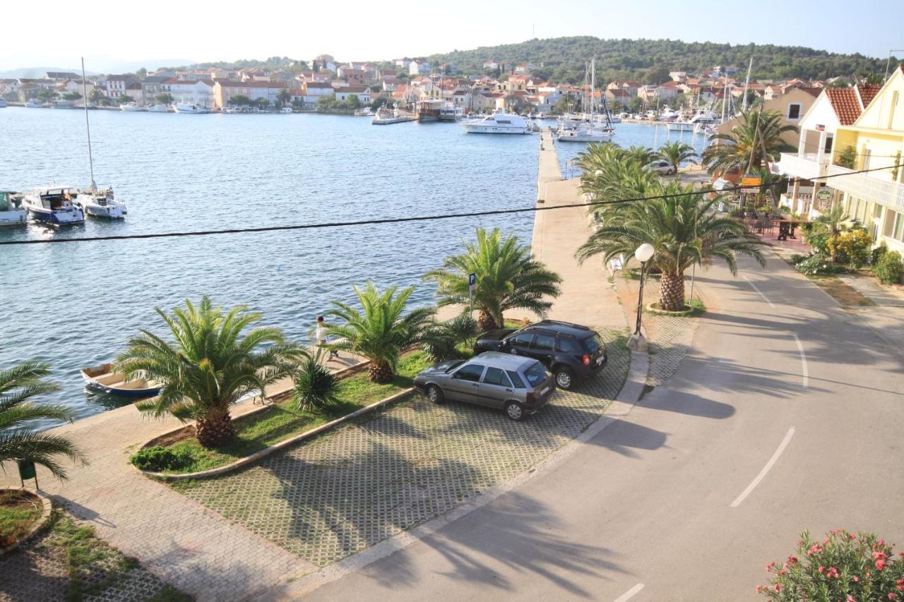 Apartments By The Sea Kukljica, Ugljan - 8478 Exterior photo