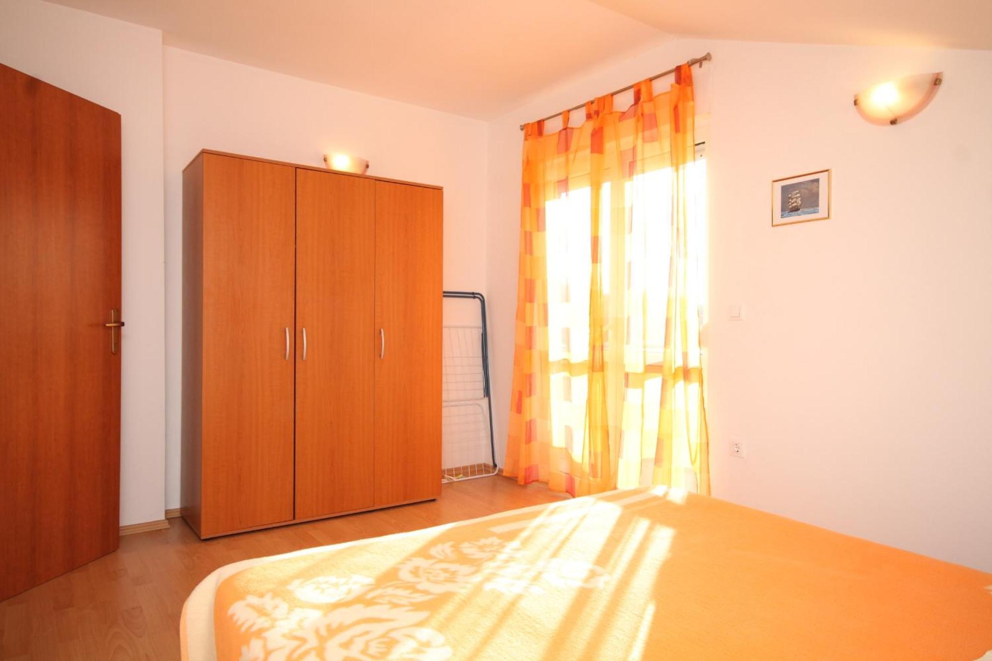 Apartments By The Sea Kukljica, Ugljan - 8478 Room photo